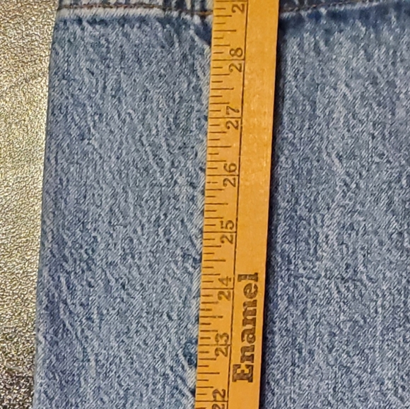 Madewell  Curvy straight jeans. - Picture 5 of 5